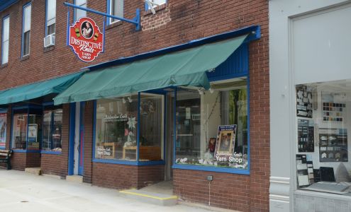 Distinctive Knits Yarn Shop Aurora