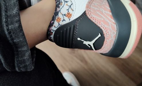 Sunglass Hut at Macy's