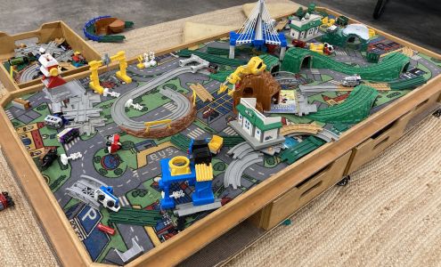 DreamShip Center-Cameron Cameron