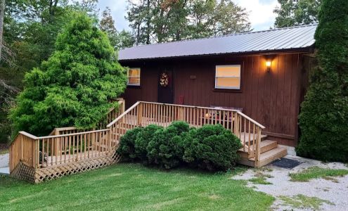 PORCH SWING PROPERTIES - 1)The CliffTop Cottage ? 2) Hill?s Hideaway ? Wellington