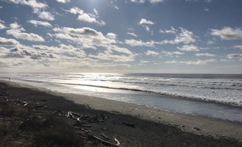 Bigfoot Surf School Westport