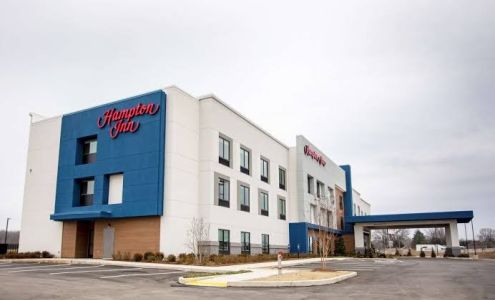 Hampton Inn Lexington Parkers Crossroads