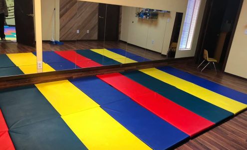 Tiny Notes Music and Movement LLC