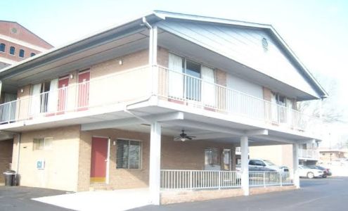 Budgetel Inn & Suites