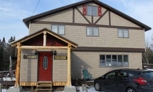 TMax-n-Topo's Hostel Lake Placid