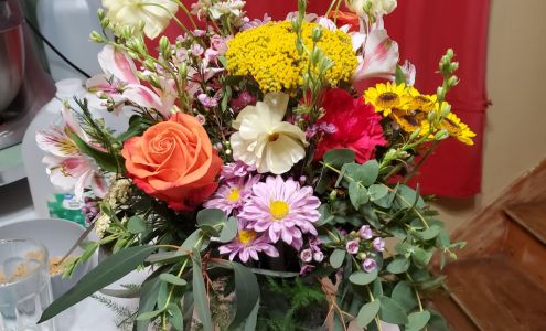 Mendenhalls' Florists & Nursery Inc. Brookfield