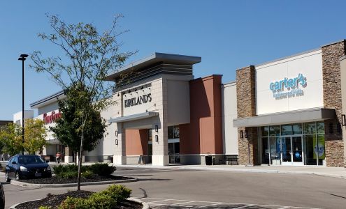 32 East Shopping Center