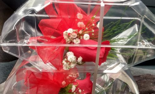 Friendly Florist 112 W Front St, Iuka Mississippi 38852