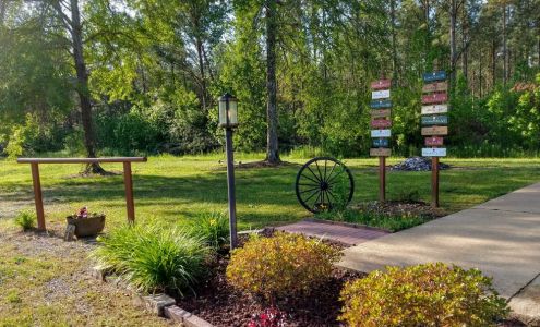 Bear Creek Saloon Guesthouse Tishomingo