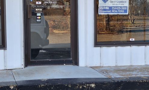 Comet Cleaners Eastland