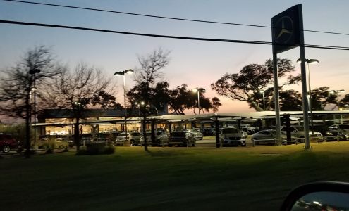 Mercedes-Benz of Boerne Service Center