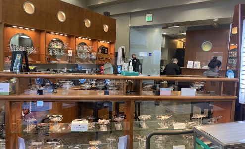 Drs. Hall & Szeto Optometry