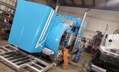 Bismarck Trailer Center