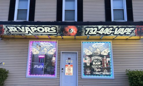 JR Vapors