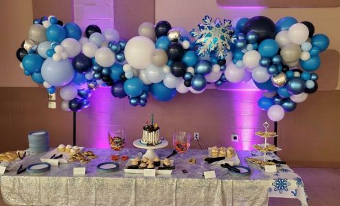 Razzle Dazzle Balloons and Decor 37 Main St, Yorkana Pennsylvania 17406