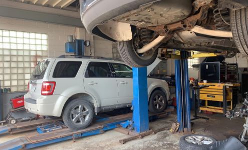 Rick's Auto Repair West Jefferson