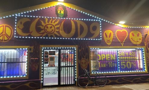 Cloud 9 Smoke Shop