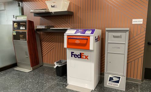 FedEx Drop Box