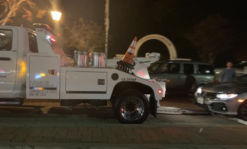 Debra and Girls Towing Service