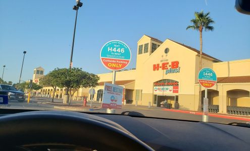 H-E-B Curbside Pickup & Grocery Delivery