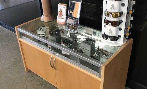 Desert EyeCare Center of Optometry