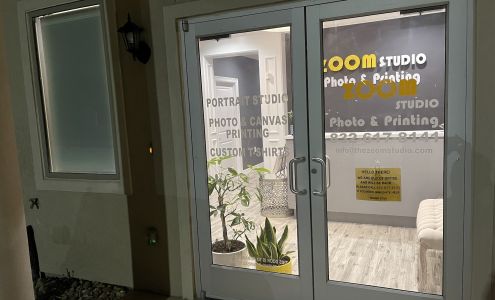 Zoom Studio -Custom T-Shirt Mug Printing