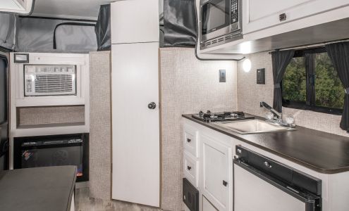 Atia RV Middlebury