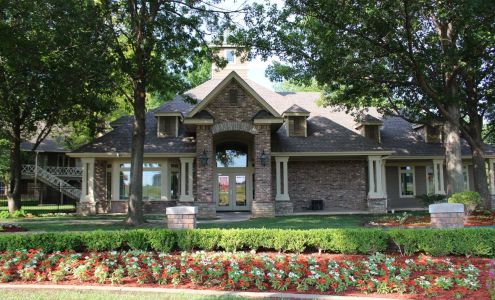 Heatherwood Apartments