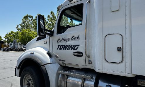 College Oak Towing