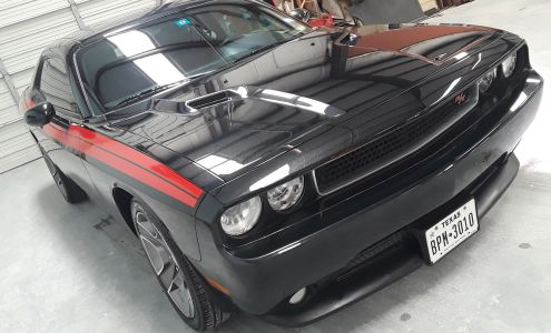 Lee Auto Collision & Upholstery