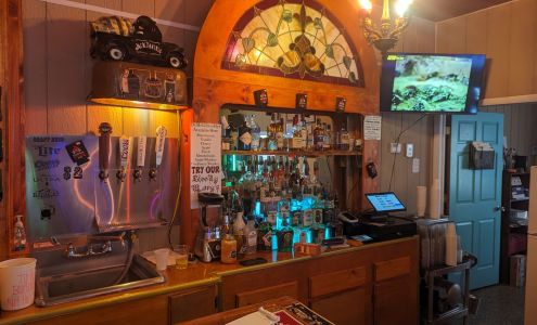 Button Bucks Bar & Grill Robinson