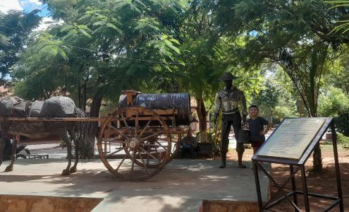 Ridley's Family Markets Warehouse