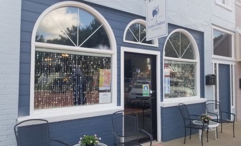 Luna Umbra Winery Butler