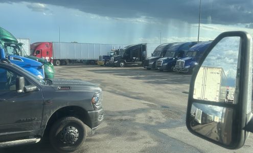 Truck Parking- Flying J