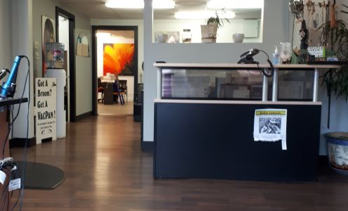 Creative Looks Hair Studio 261 16 St W, Prince Albert Saskatchewan S6V 3V4