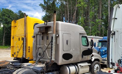 Fleet truck and trailer repair