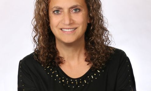 Dina Azzam, Realtor / Architect, RE/MAX Distinctive