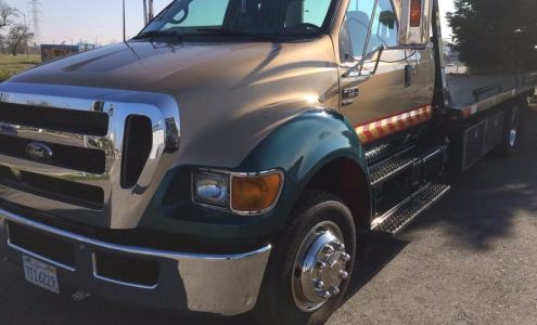 Degenstein's Auto Plus