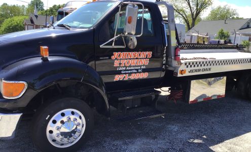 Johnson's 24 Hour Towing