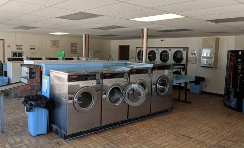 Holly Laundry and Car Wash Holly