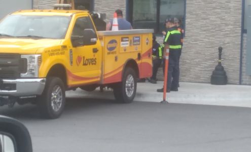 Speedco Truck Lube and Tires