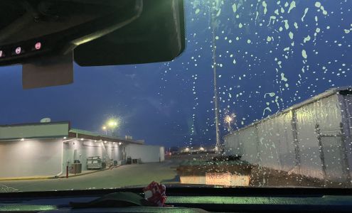 Royal Car Wash Vermillion