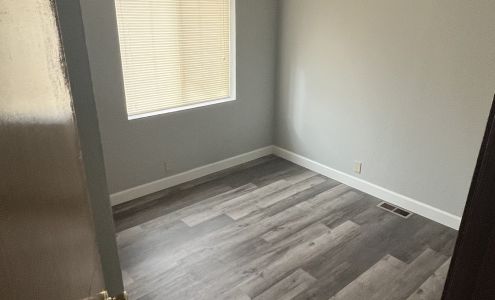 Cost Less Carpet of Pasco