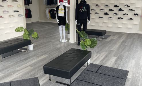 Black Market MKE Milwaukee