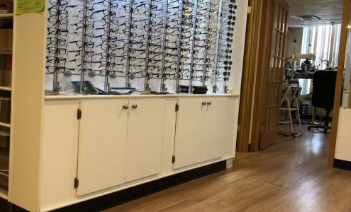 Malden EyeCare Clinic LLC - Boston