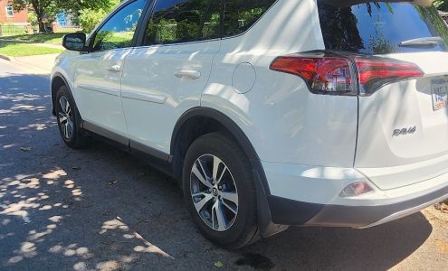 Luis custom Autobody