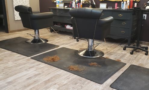 Wildflower Colour Studio 685 S Movil Lake Rd NW, Bemidji Minnesota 56601