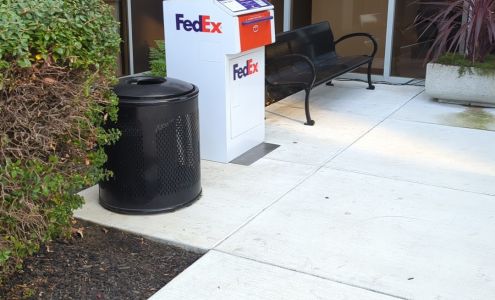 FedEx Drop Box