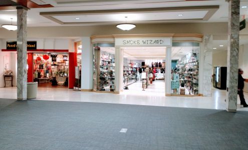 Smoke Wizard and Vape