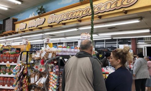 Farm fresh Ranch market